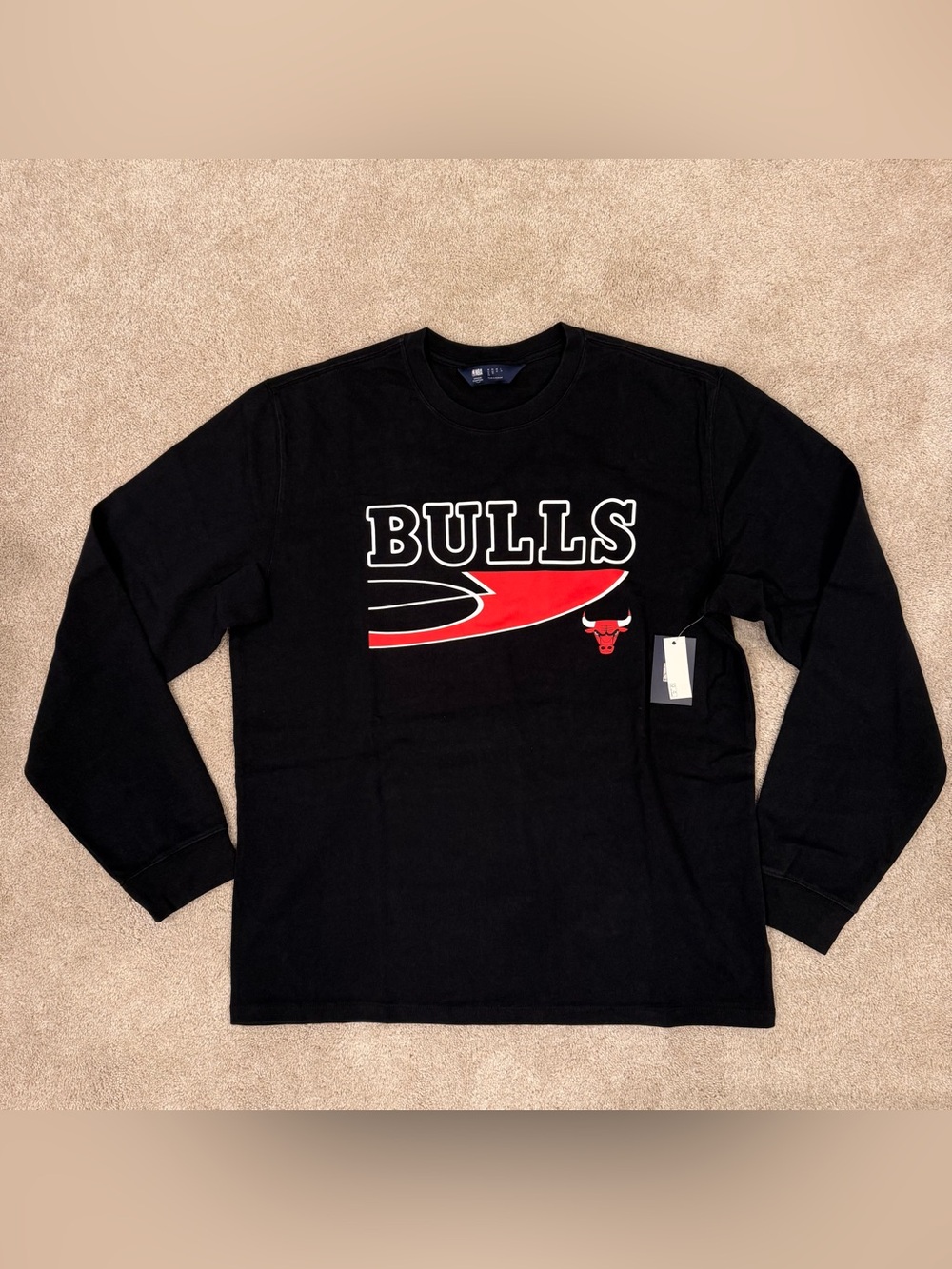 NBA Chicago Bulls Black Long-Sleeve Tee Men’s Medium NEW w Tags